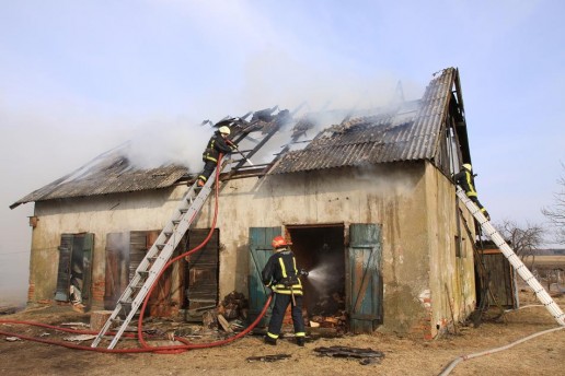 Žemaitkiemyje degė ūkinis pastatas Žemaitkiemyje degė ūkinis pastatas