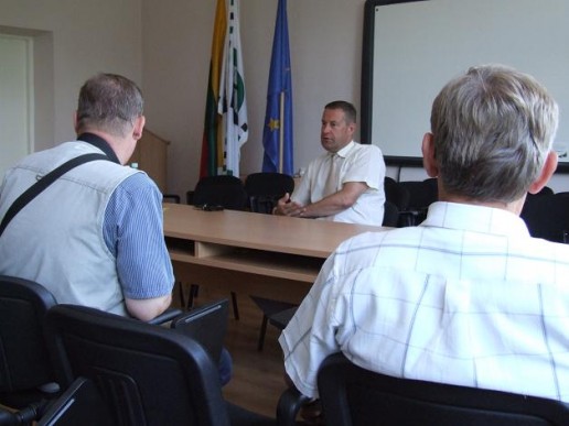 V.Pozingis susitikimo su Šilutės seniūnijos gyventojais metu