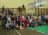 Sportiškiausių šeimų konkursas Vainuto vidurinėje mokykloje Sportiškiausių šeimų konkursas Vainuto vidurinėje mokykloje