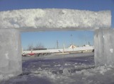 Šilutės ugniagesiai išpjovė ledą Šilutės ugniagesiai išpjovė ledą