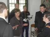 Po oficialios ceremonijos JAV ambasados gynybos atašė skyriaus atstovai apžiūrėjo Macikų lagerio karcerio muziejų