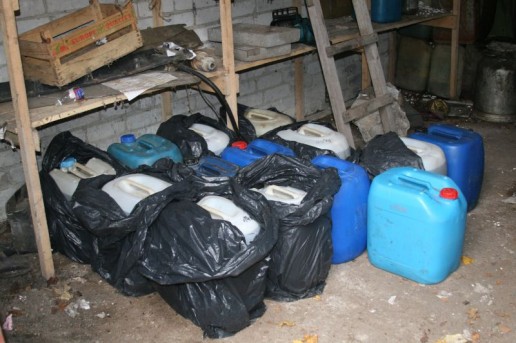 Policijos patruliams įkliuvo vogtą dujų kondensatą nakčia gabenęs šilutiškis