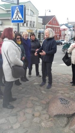 prie meškutes pėdos