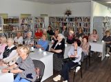 2026-06-04 - Vydūno viešojoje bibliotekoje – dokumentinis filmas „Primatologių trijulė“ trijų mokslininkių istorija (2)