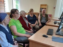 Piktupėniškiai mokėsi pažinti skaitmeninį pasaulį