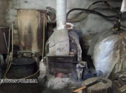 Naminės degtinės ,,fabrikėlis“ Vainuto miestelyje
