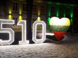 Prie Šilutės dvaro – Šilutės 510 metines simbolizuojantys skaičiai