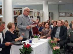 „Kai žodžiai gieda…“