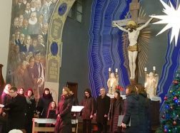 Kalėdinių giesmių vakarasKalėdinių giesmių vakaras