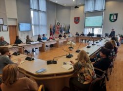 Aptartos vaikų užimtumo, pagalbos ir paslaugų vaikams stiprinimo galimybės