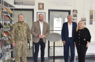 Vydūno viešojoje bibliotekoje – garbių svečių iš LR Krašto apsaugos ministerijos viešnagė
