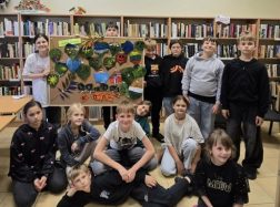 Vilkyškių bibliotekoje – vasara sugrįžo ant medžių lapų