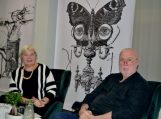 Vydūno viešojoje bibliotekoje vyko susitikimas su prof. dr. Jūrate Sučylaite ir menininku Romu Klimavičiumi