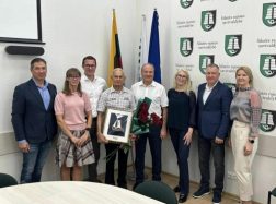 Pasveikintas stalo teniso treneris Jonas Piekautas