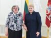 Daugiavaikę mamą Janiną Domeikienę medaliu „Už nuopelnus Lietuvai“ apdovanojo Prezidentė D. Grybauskaitė Daugiavaikę mamą Janiną Domeikienę medaliu „Už nuopelnus Lietuvai“ apdovanojo Prezidentė D. Grybauskaitė