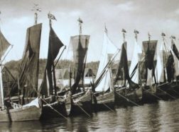 Gatvės gyvos Kintų miestelyje