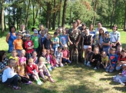 Vileikių užkardų pasieniečiai mokiniams pasakojo apie sienos su Rusija apsaugą