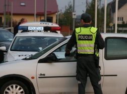 Pro žvitrias pareigūnų akis nepraslydo 9 neblaivūs vairuotojai