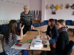 Pagalbos galimybės socialinės rizikos šeimose augantiems vaikams