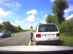 „Aš neimu kyšio“ laureato ir jo kolegės nesugundė lengvi pinigai