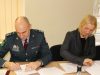 Pagėgių policijos komisariate pasirašyta bendradarbiavimo sutartis smurto aukoms ginti