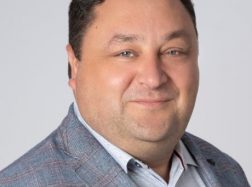 VRK nutraukė įgaliojimus Šilutės r. tarybos nariui Edgarui Padimanskui
