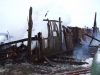 Gaideliuose sudegė dviejų šeimų ūkinis pastatas