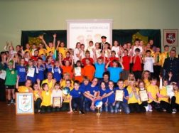 Pagėgių „Sveikuolių sveikuoliai“ įveikė II-ąjį 2011-2012 m. konkurso etapą