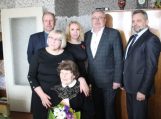 90-mečio proga pasveikinta šilutiškė Adelė Rupeikienė