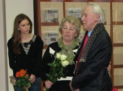 Šilutiškis Emilis Jemeljanovas padovanojo Šilutės jubiliejui naują knygą