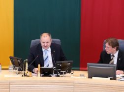 K.Komskis: Ką politikui ir žmonėms duoda aukštos pareigos? Galimybių padėti!