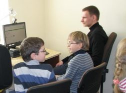 Vieni aktyviausių „Langas į ateitį“ kursų dalyvių rinkosi Šilutės rajono bibliotekoje