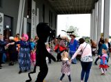 Vydūno viešoji biblioteka kvietė į tradicinį „Juodojo katino kiemą“