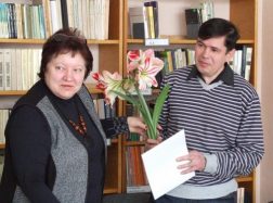 Nuotaiką kelianti V. Tisaičio karikatūrų ir šaržų paroda eksponuojama Usėnuose