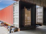 Krovinių gabenimas: kaip efektyviai gabenti krovinius, jei neturite tam reikalingos įrangos?