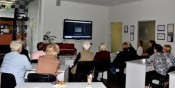Tylūs gamtos liudininkai filmo „Nakties svečiai“ peržiūra Pagėgių savivaldybės Vydūno viešojoje bibliotekoje (10)